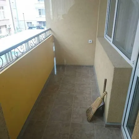 House Ogledalovi Vendégház Pomorie