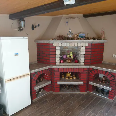 House Ogledalovi * Pomorie