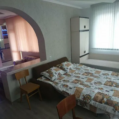House Ogledalovi